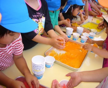 ハイどうぞ! ハイどうぞ!