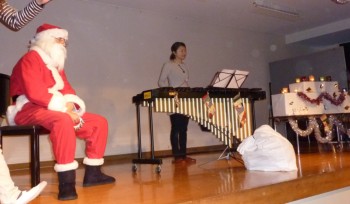 青い目のサンタさんと木先生 青い目のサンタさんと木先生