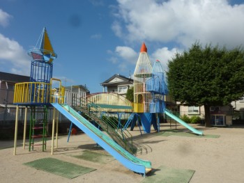 たくさんの子どもたちと遊び見守ってくれたウルトラサークル たくさんの子どもたちと遊び見守ってくれたウルトラサークル