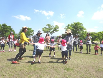 みんなで踊ろう! みんなで踊ろう!